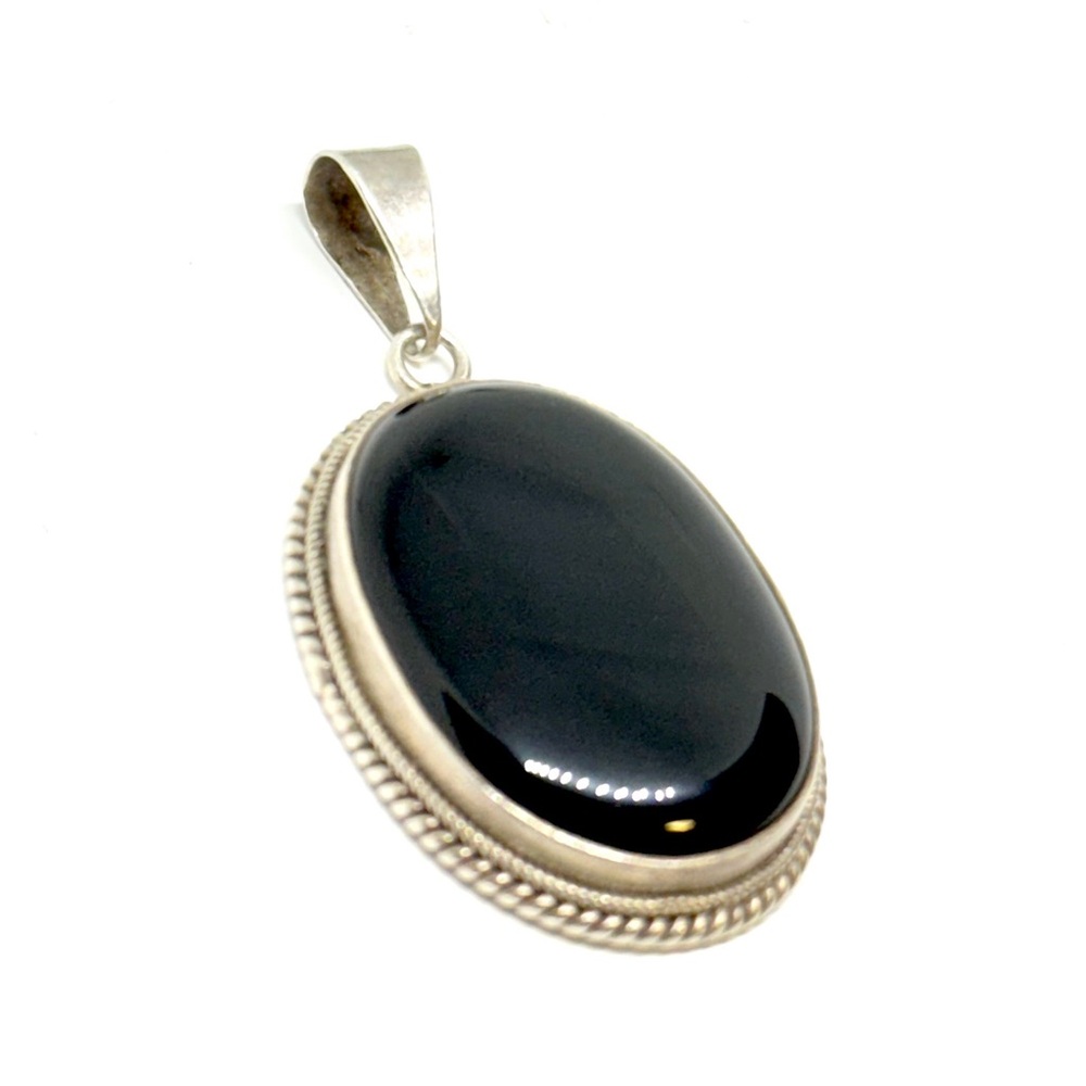 Vintage Victorian Hand Made Black Onyx / Jet Sterling Silver Mourning Pendant - Picture 7 of 8